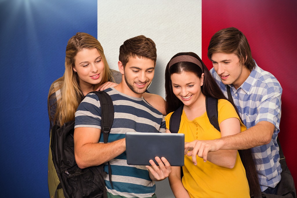 Precio de estudiar un año escolar en Francia